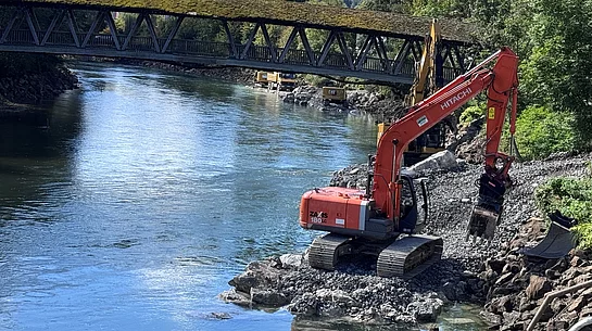 Sanierungsarbeiten am Loisachufer 