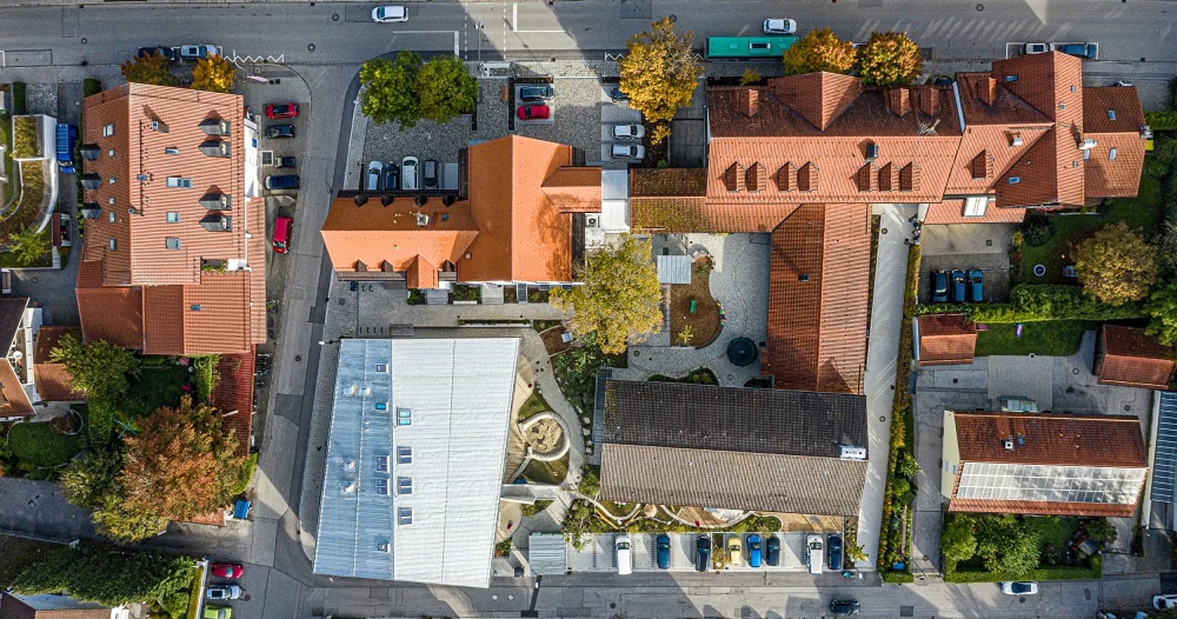 Ansicht des gesamten Komplexes von Süden