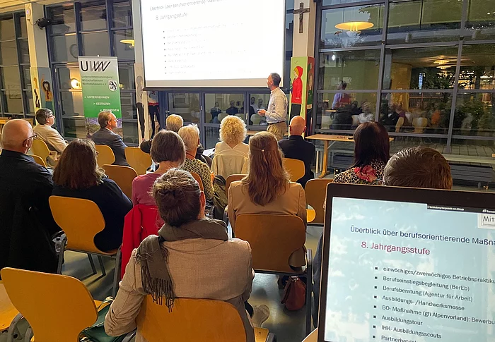 Gewebetreffen zum Thema Ausbildung