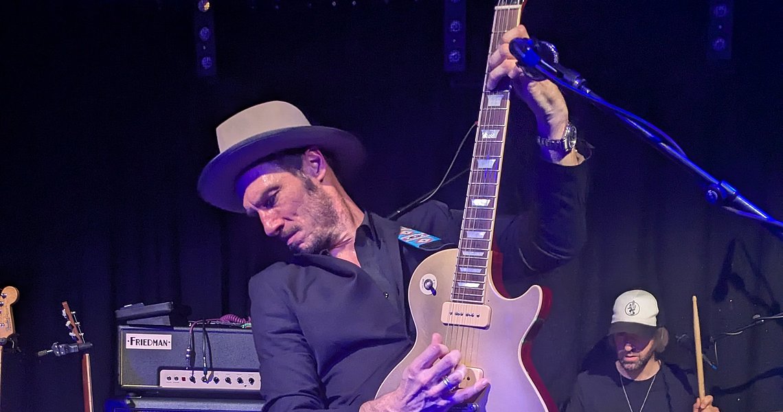 T. G. Copperfild & Band