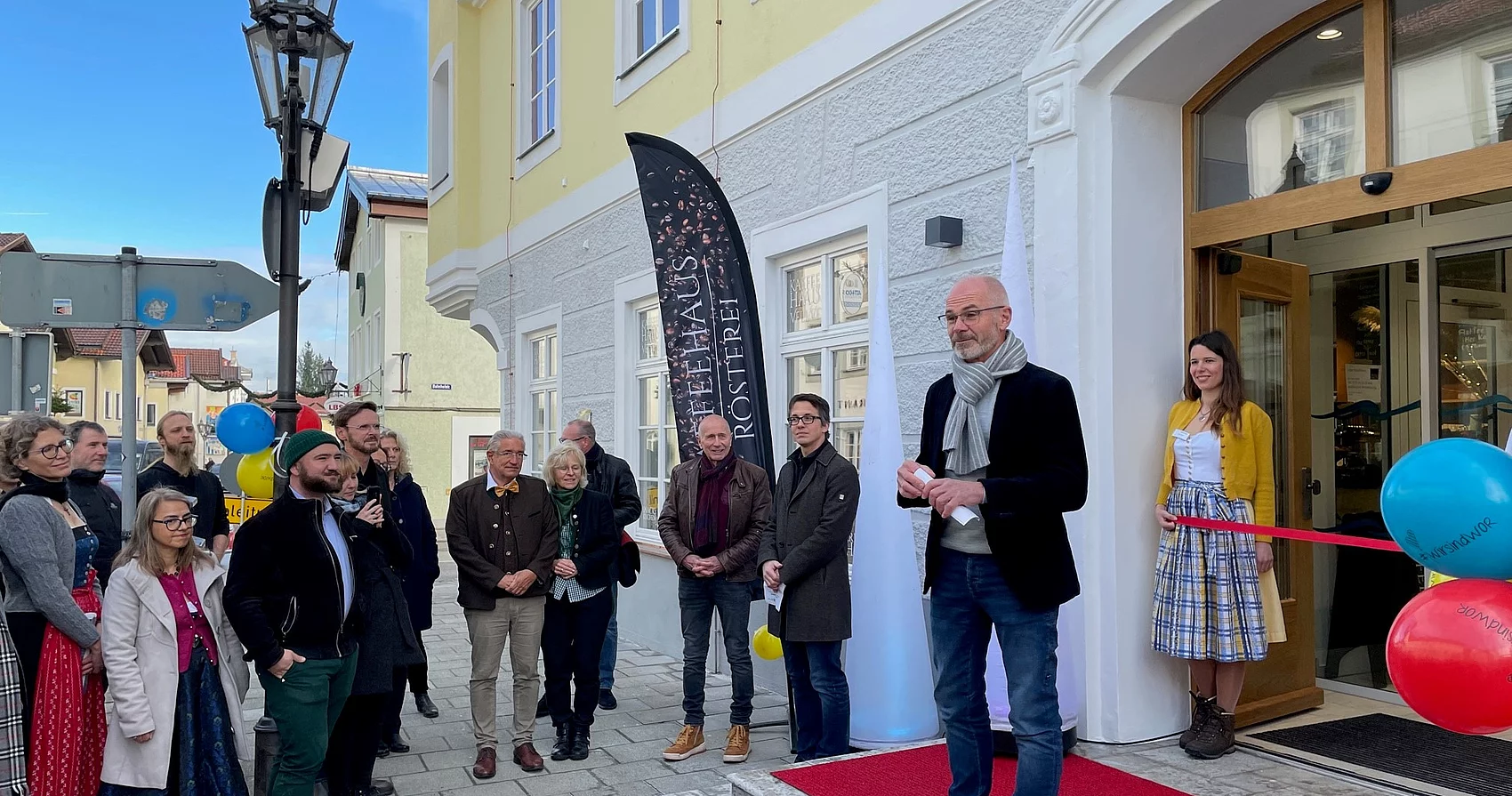 Erster Bürgermeister Klaus Heilinglechner eröffnet Tourist-Info Untermarkt 10
