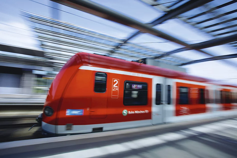 S-Bahn Symbolbild S-Bahn