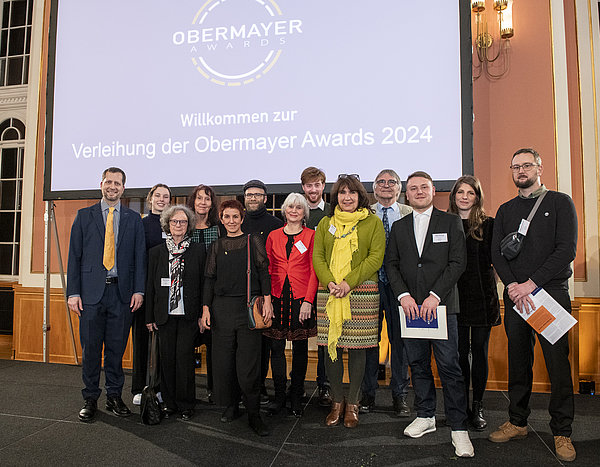 Gruppenbild bei Verleihung des Obermayer Awards