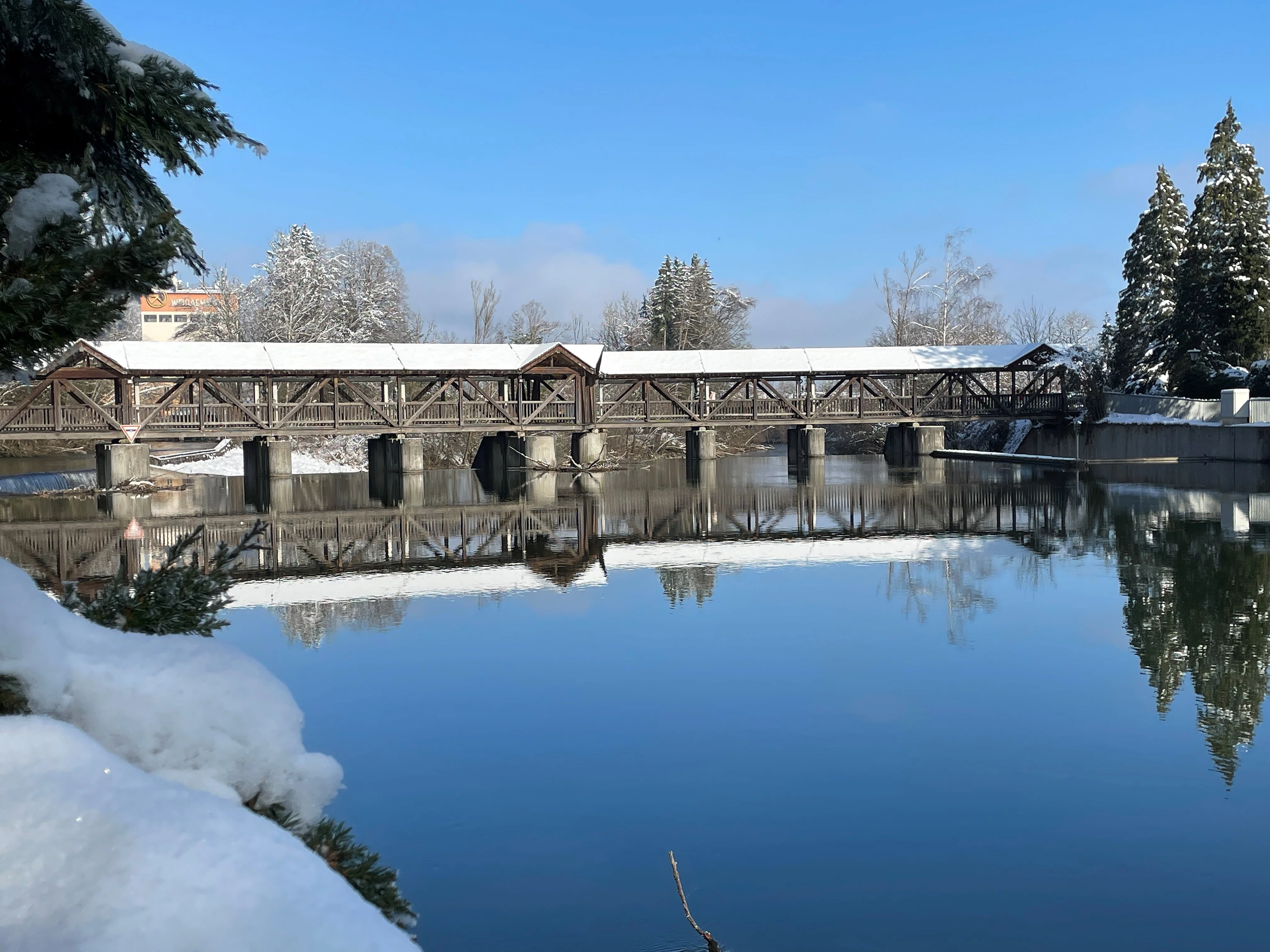 Kastenmühlwehr im Winter