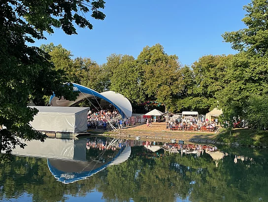 Fluss Festival 2025 Ansicht Fastival Gelände