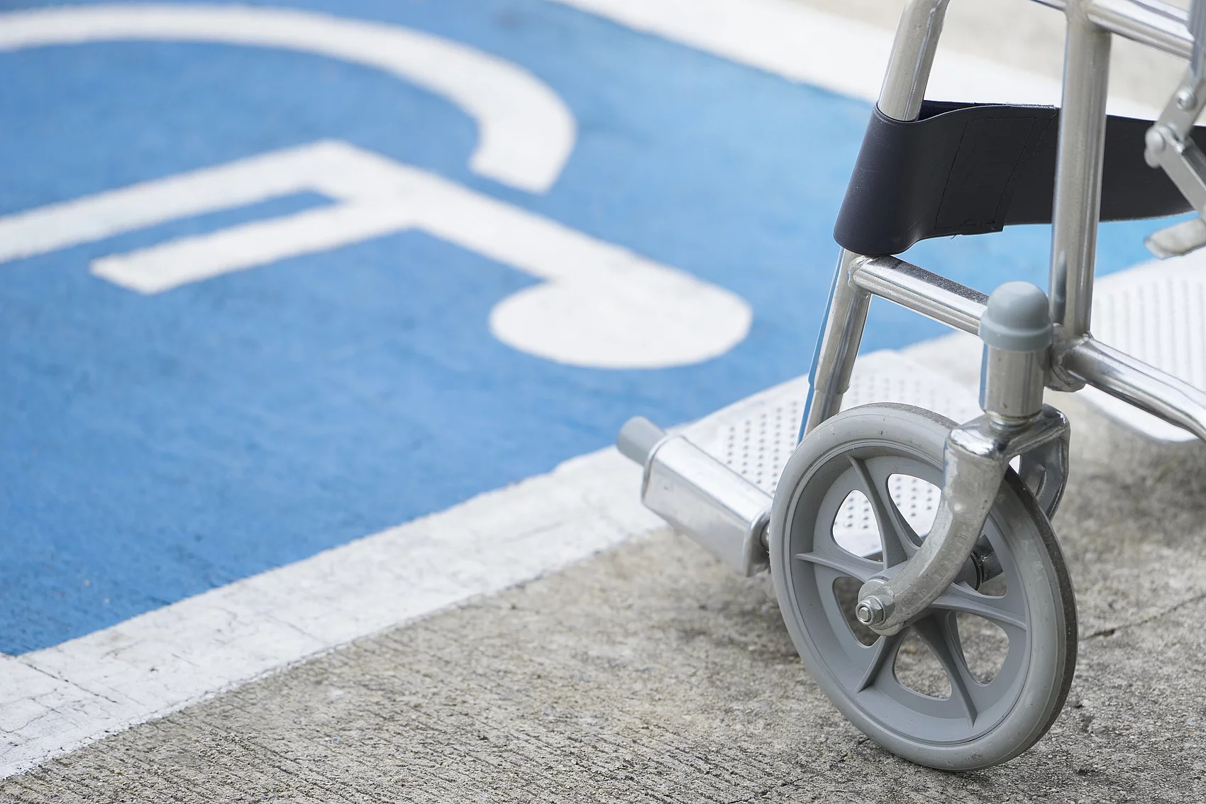 Symbolbild Rollstuhl
